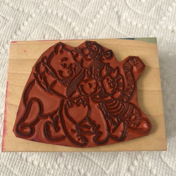 Disney Hugs all Around Winnie Pooh Rubber Stamp‎ - Picture 9 of 10